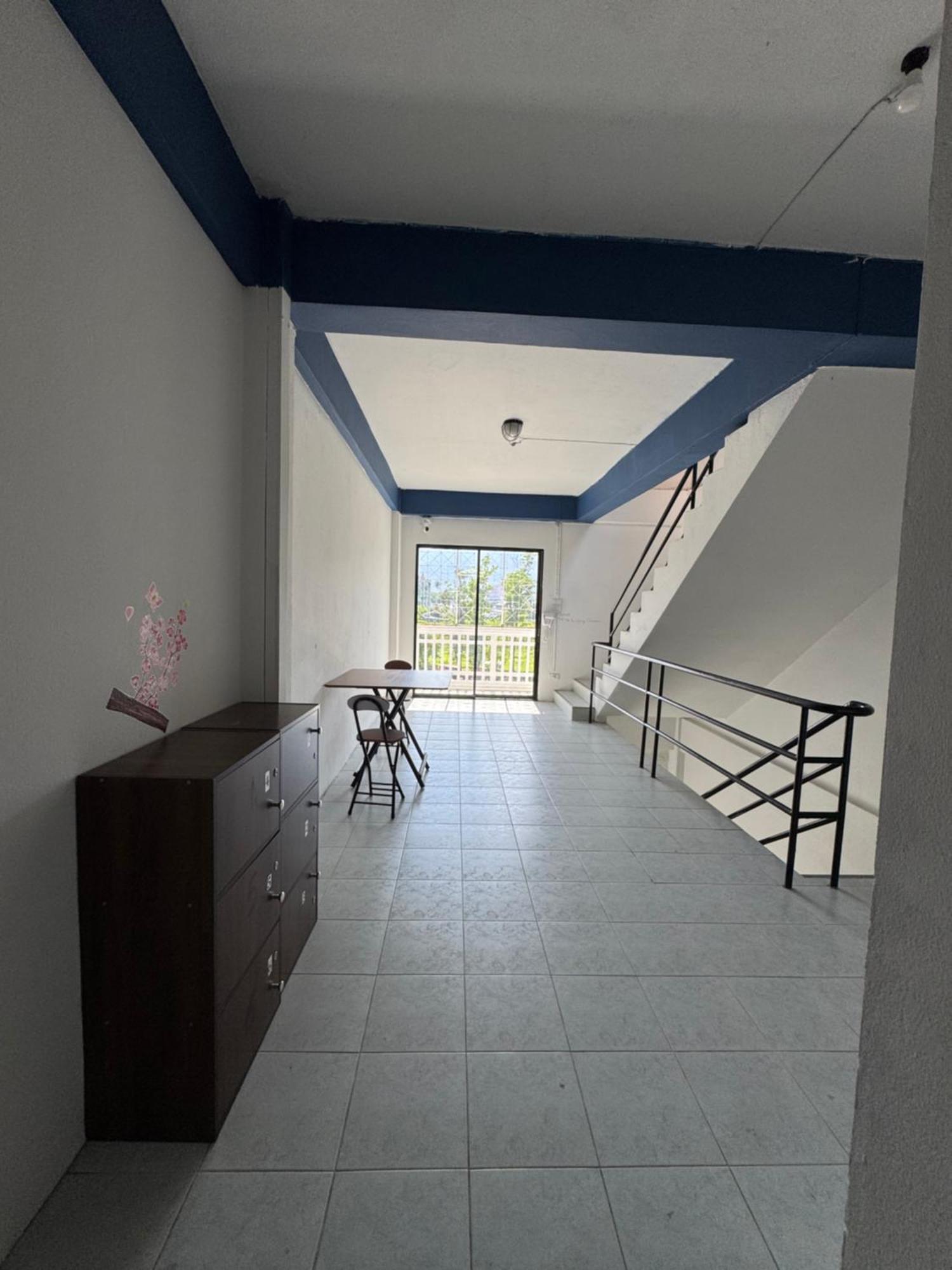 Mahar Hostel Chiangmai เชียงใหม่ ภายนอก รูปภาพ